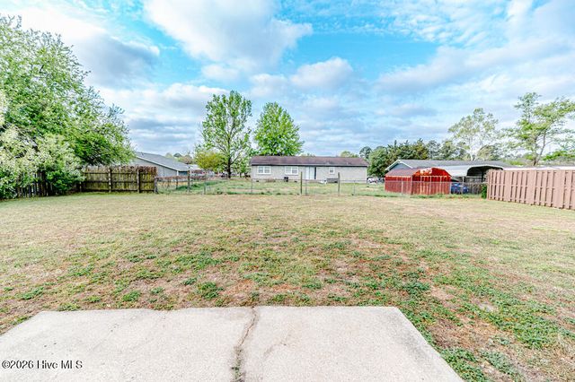 6553 Gristmill Road, Fayetteville, NC 28314