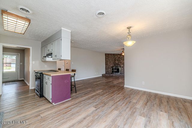 6553 Gristmill Road, Fayetteville, NC 28314