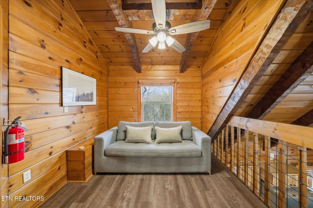 4372 Boogertown Rd 1, Sevierville, TN 37876