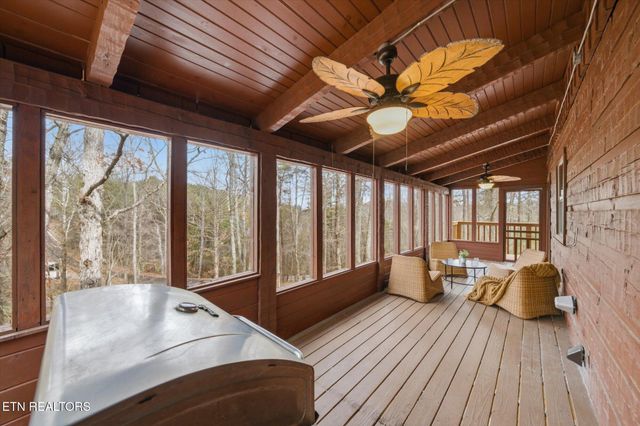 4372 Boogertown Rd 1, Sevierville, TN 37876