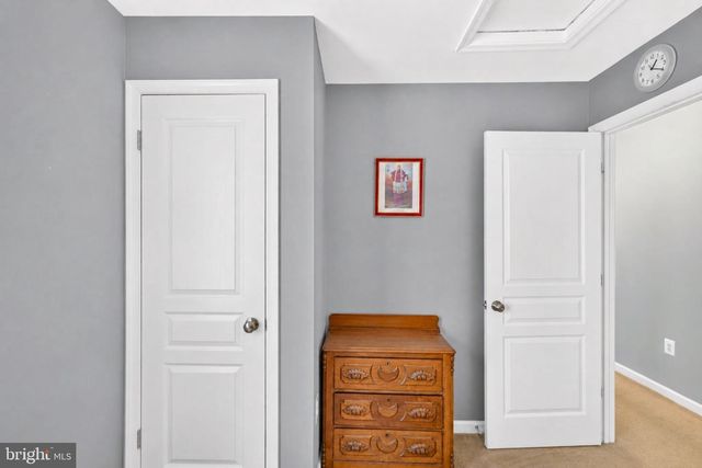 1581 RENATE DR, Woodbridge, VA 22192