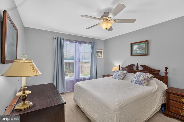 1581 RENATE DR, Woodbridge, VA 22192