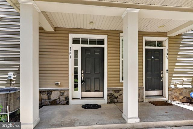 1581 RENATE DR, Woodbridge, VA 22192