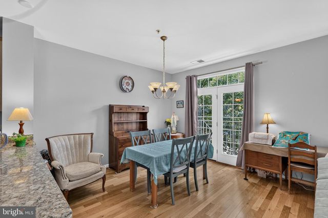 1581 RENATE DR, Woodbridge, VA 22192