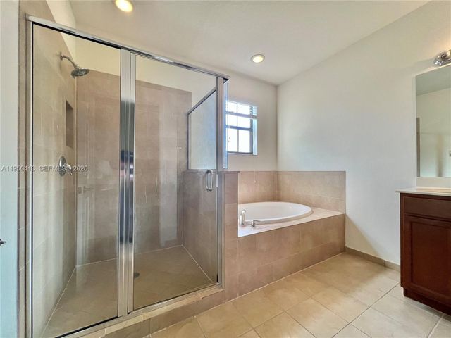 15153 SW 117 TER, Kendall, FL 33196