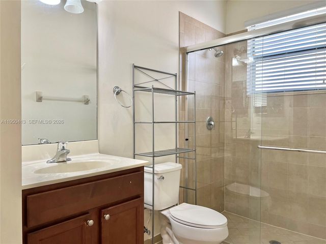 15153 SW 117 TER, Kendall, FL 33196