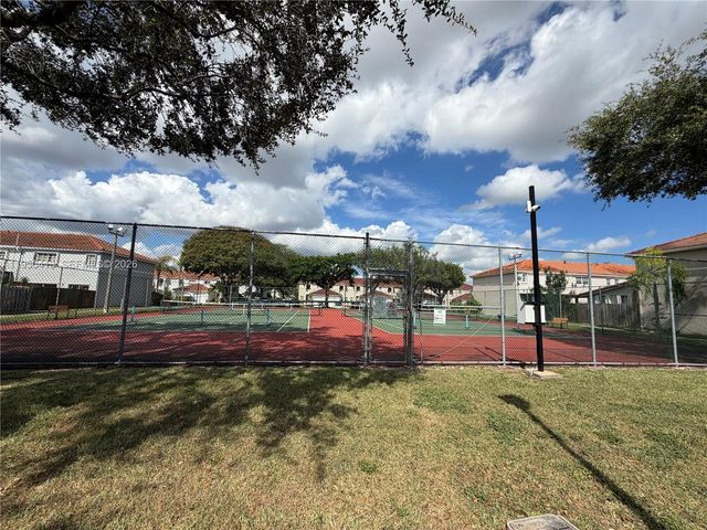 15153 SW 117 TER, Kendall, FL 33196