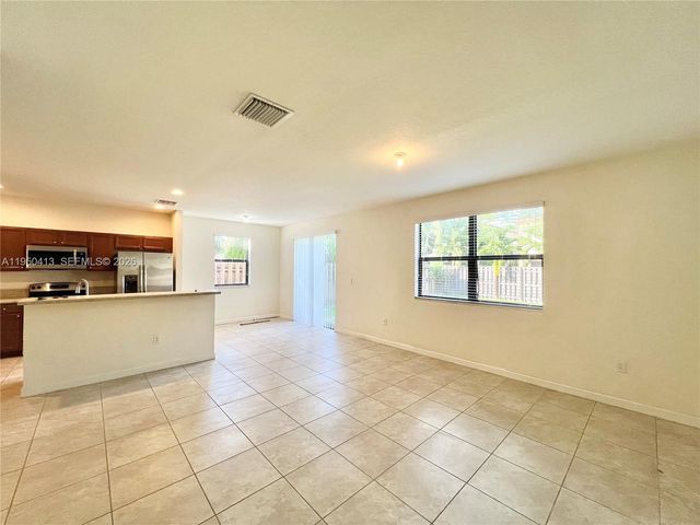 15153 SW 117 TER, Kendall, FL 33196