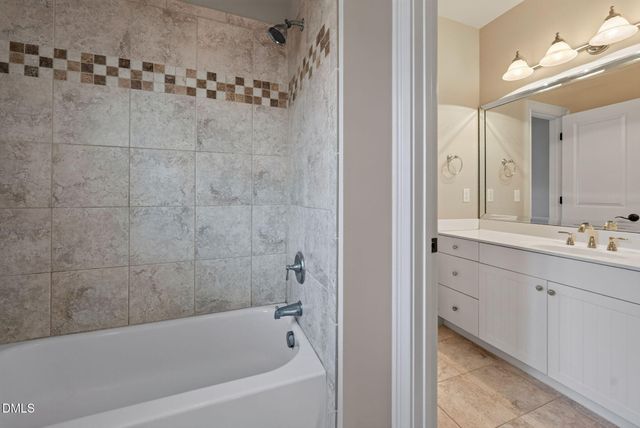 1013 Chessridge Way, Morrisville, NC 27560
