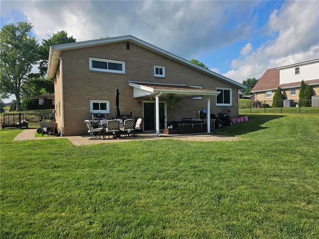 111 Hague Ln, South Union Twp, PA 15401