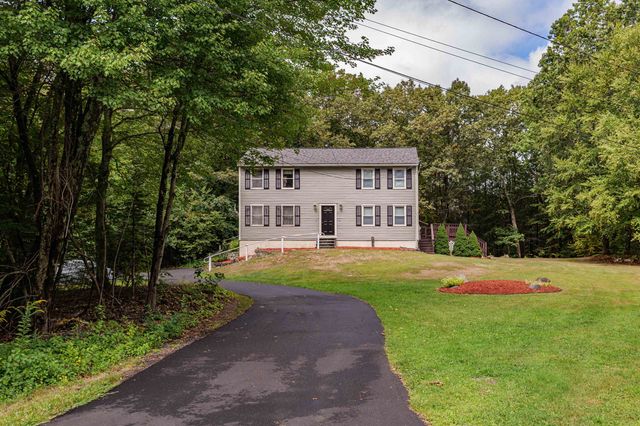 7 R Desforge Lane R, Derry, NH 03038