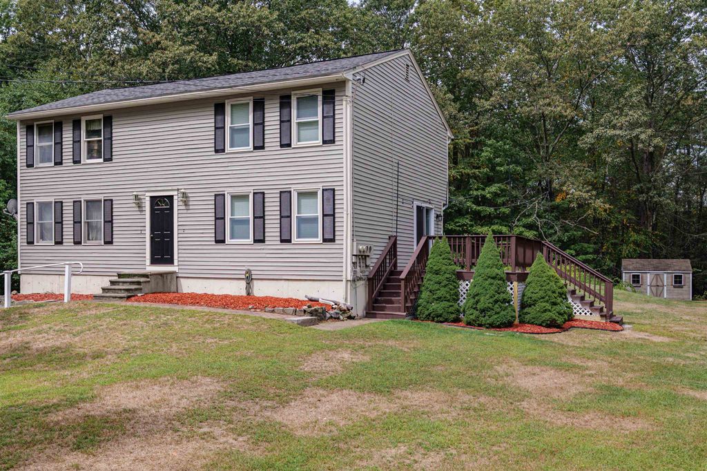 7 R Desforge Lane R, Derry, NH 03038