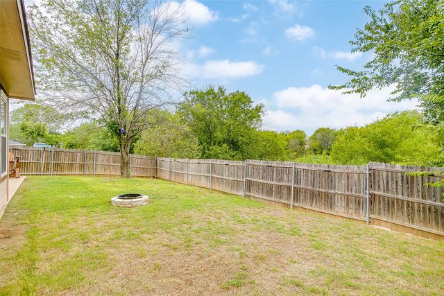 6401 Riverwater Trail, Fort Worth, TX 76179