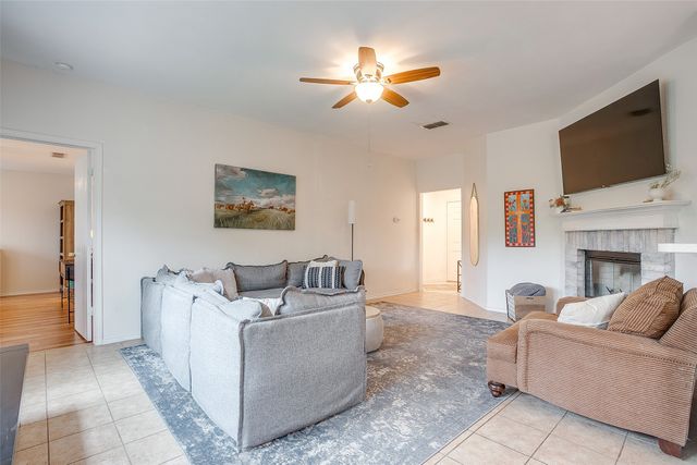 6401 Riverwater Trail, Fort Worth, TX 76179