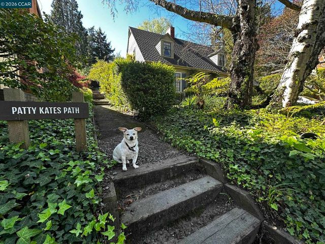 1040 Park Hills Rd, Berkeley, CA 94708