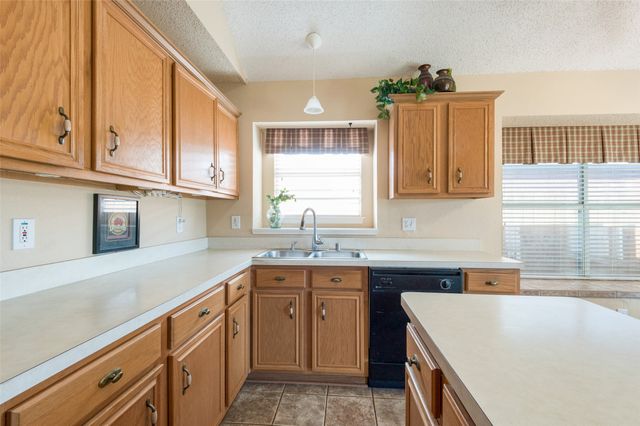 1153 Bay Side Drive, Irving, TX 75060