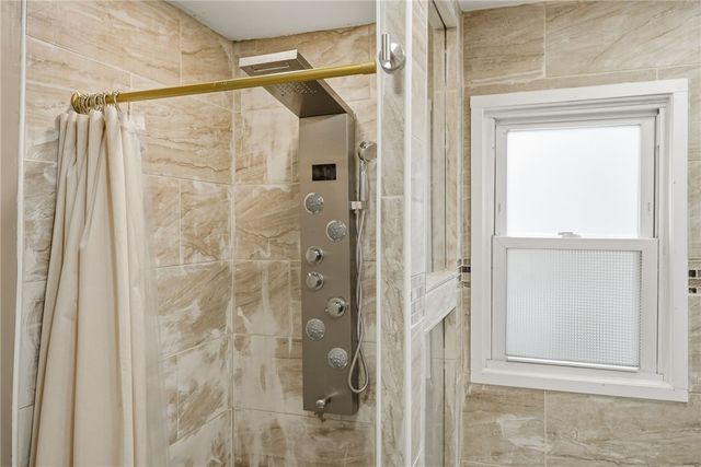 1629 Streets Run Road, Baldwin Boro, PA 15236