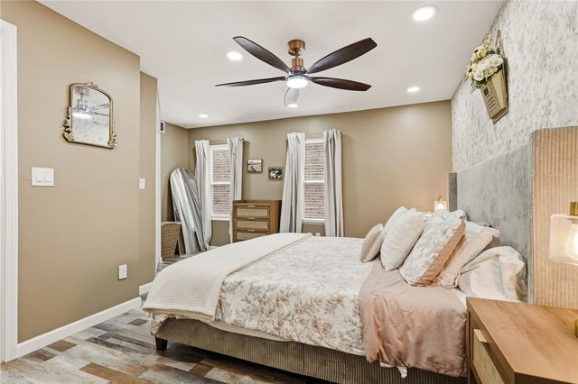 1629 Streets Run Road, Baldwin Boro, PA 15236