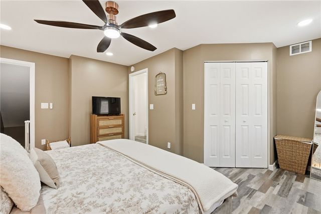 1629 Streets Run Road, Baldwin Boro, PA 15236