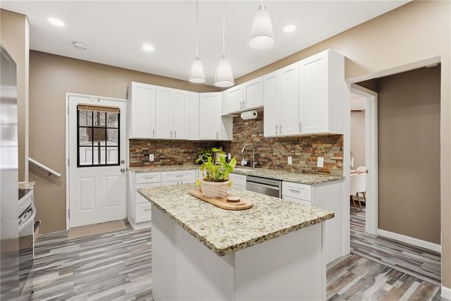 1629 Streets Run Road, Baldwin Boro, PA 15236