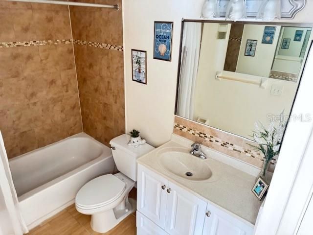 946 VIRGINIA STREET 104- J, Dunedin, FL 34698