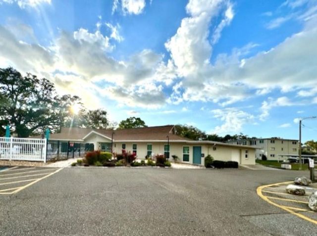 946 VIRGINIA STREET 104- J, Dunedin, FL 34698