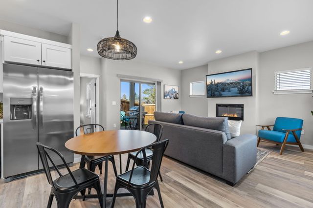 61579 SE Lucia Street, Bend, OR 97702