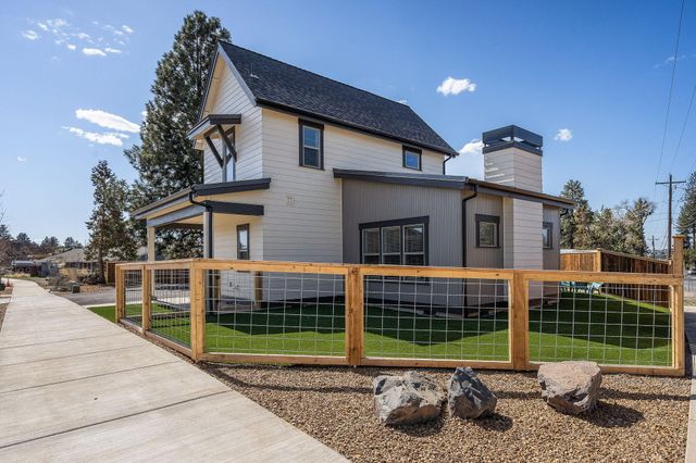 61579 SE Lucia Street, Bend, OR 97702