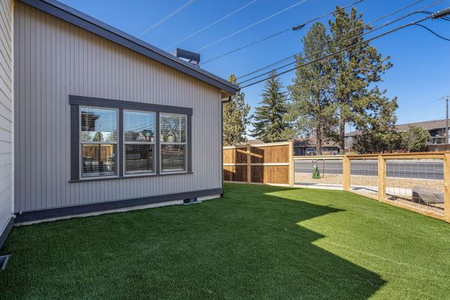 61579 SE Lucia Street, Bend, OR 97702