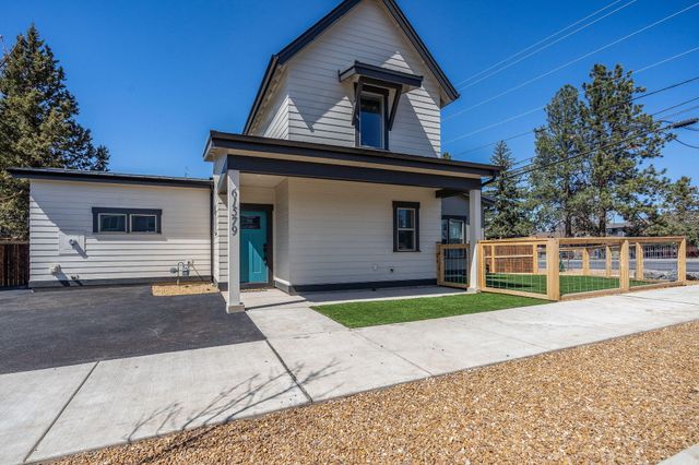 61579 SE Lucia Street, Bend, OR 97702