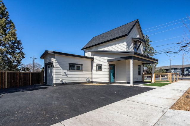 61579 SE Lucia Street, Bend, OR 97702