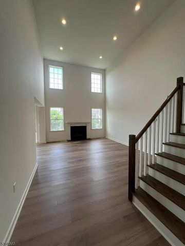 86 Norton Rd, Hillsborough Twp., NJ 08844