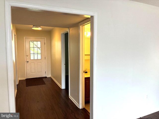 1232 PINE HILL RD, Mclean, VA 22101