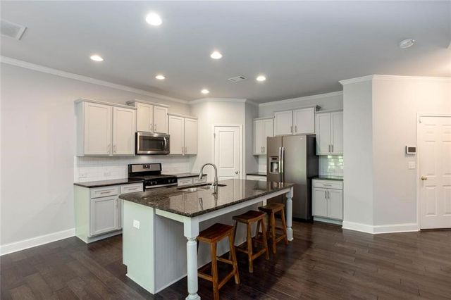 4446 Greys Rise Way SW, Marietta, GA 30008