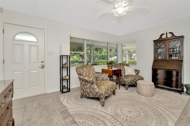 1308 HULL STREET S, Gulfport, FL 33707