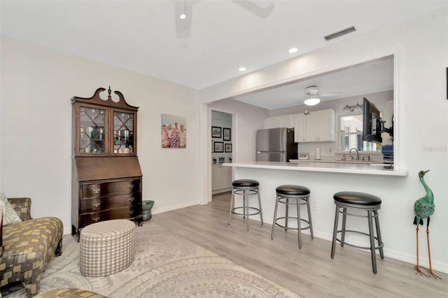 1308 HULL STREET S, Gulfport, FL 33707