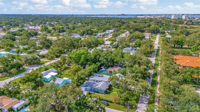 1308 HULL STREET S, Gulfport, FL 33707