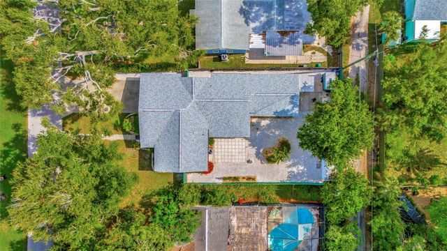 1308 HULL STREET S, Gulfport, FL 33707