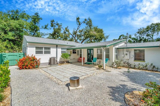 1308 HULL STREET S, Gulfport, FL 33707