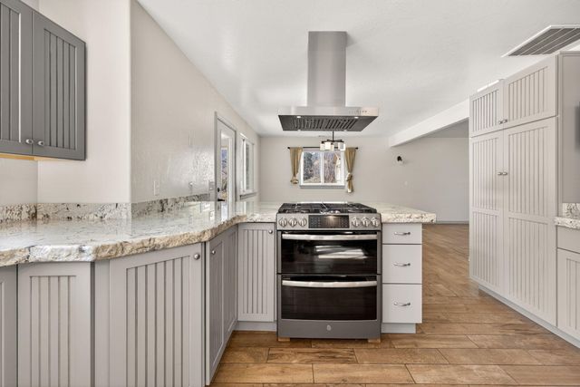 423 Fielder Lane, Grants Pass, OR 97526