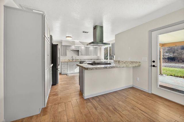 423 Fielder Lane, Grants Pass, OR 97526