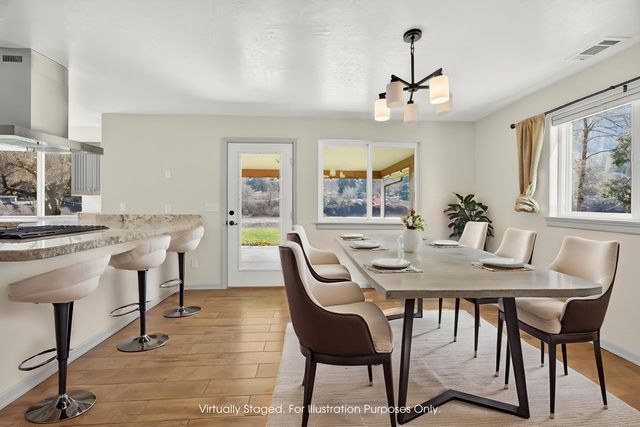 423 Fielder Lane, Grants Pass, OR 97526