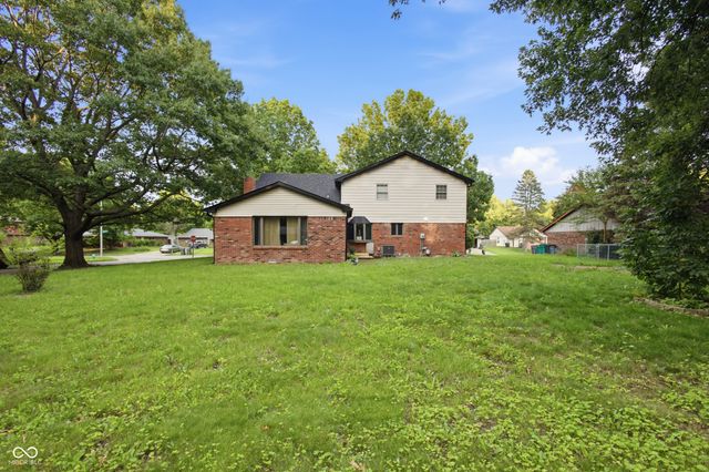 8006 Vineyard Drive, Indianapolis, IN 46260