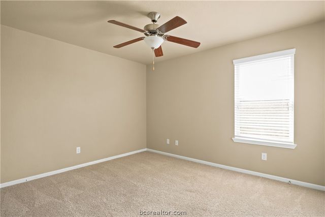 2924 Archer Drive, Bryan, TX 77808
