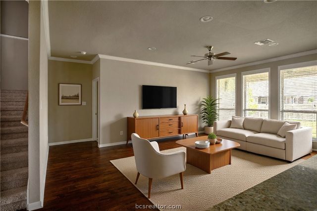 2924 Archer Drive, Bryan, TX 77808