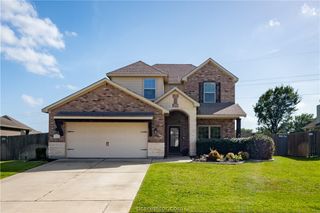 2924 Archer Drive, Bryan, TX 77808