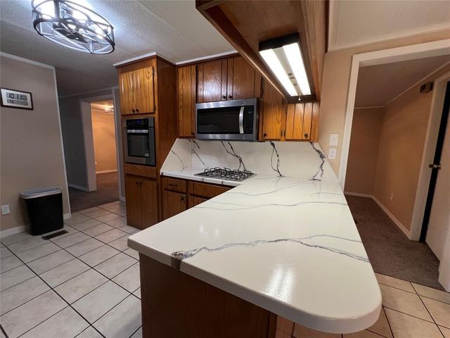 216 N Jefferson Avenue, Blanchard, OK 73010