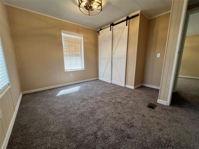 216 N Jefferson Avenue, Blanchard, OK 73010