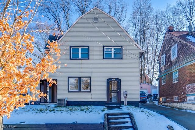 561 Melrose Street, Akron, OH 44305