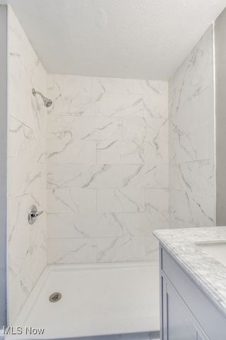 561 Melrose Street, Akron, OH 44305